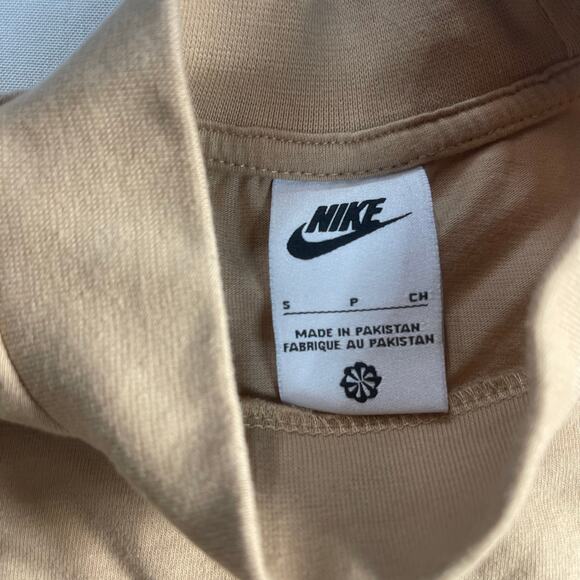 Womans Nike Cropped short sleeve mock neck t shirt size small-Pre owned - Picture 3 of 7